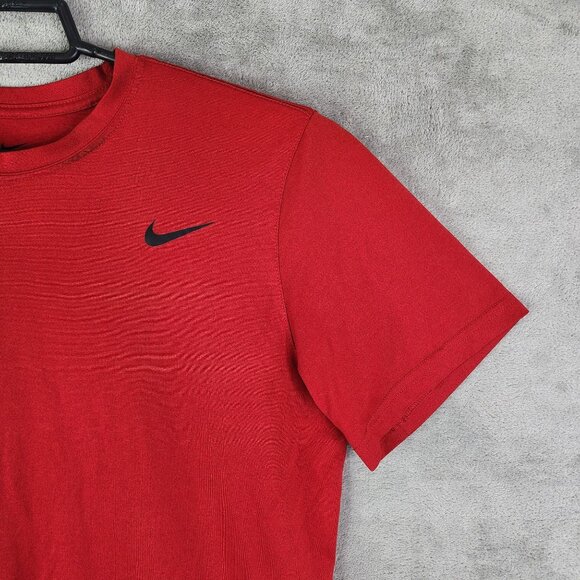 Men's Red Nike Dri-Fit Shirt Short Sleeve Crew Neck Size L - Picture 3 of 9